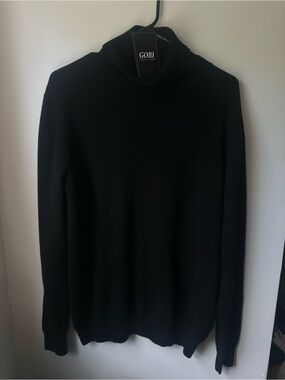 NWT GOBI Men's Black Turtleneck Sweater M